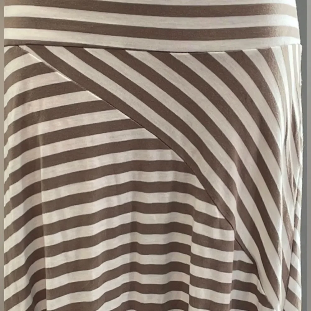 Promesa  Beige/White Skirt, size L
